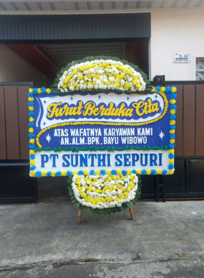 Papan Bunga Duka di Sompak